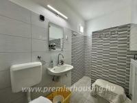 PH2210 - Pécs, Jakabhegyi út 