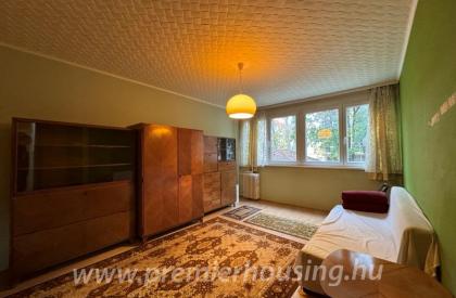 PH2195 - Pécs, Dóra utca