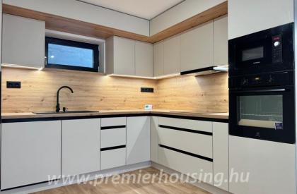 PH22071 - Pécs, Bálicsi út PH22071 - Pécs, Bálicsi út