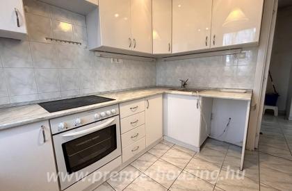 PH2182 - Pécs, Malomvölgyi út