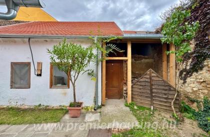 PH2190 - Pécs, Ferencesek utcája 