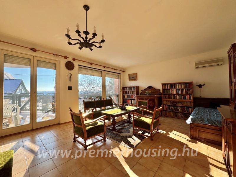 PH2209 - Pécs, Szurdok dűlő