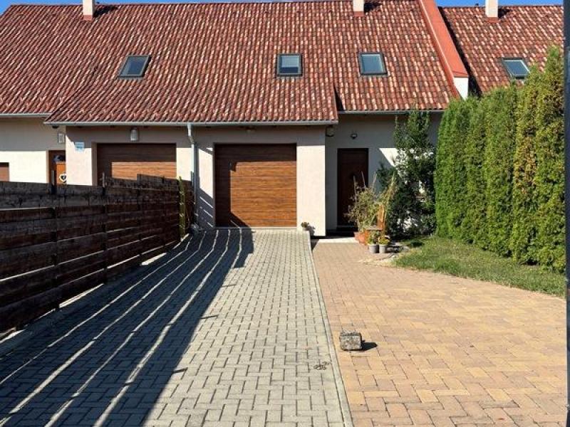PH2166 - Kozármisleny, Sólyom utca 