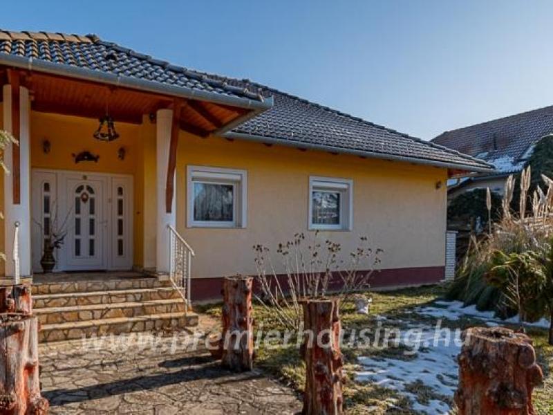 PH2224 - Kozármisleny, Kamilla utca