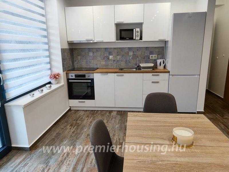 PH2211 - Pécs, Boszorkány út 