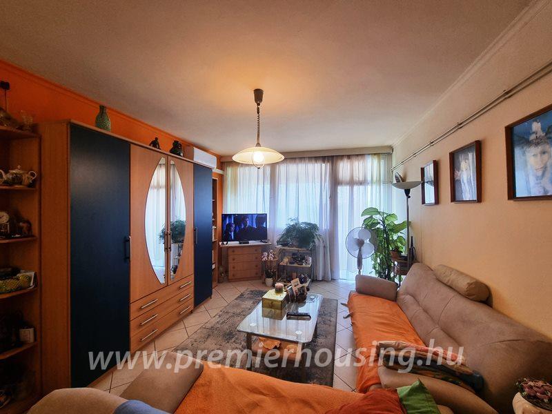 PH2141 - Pécs, Ybl Miklós utca 