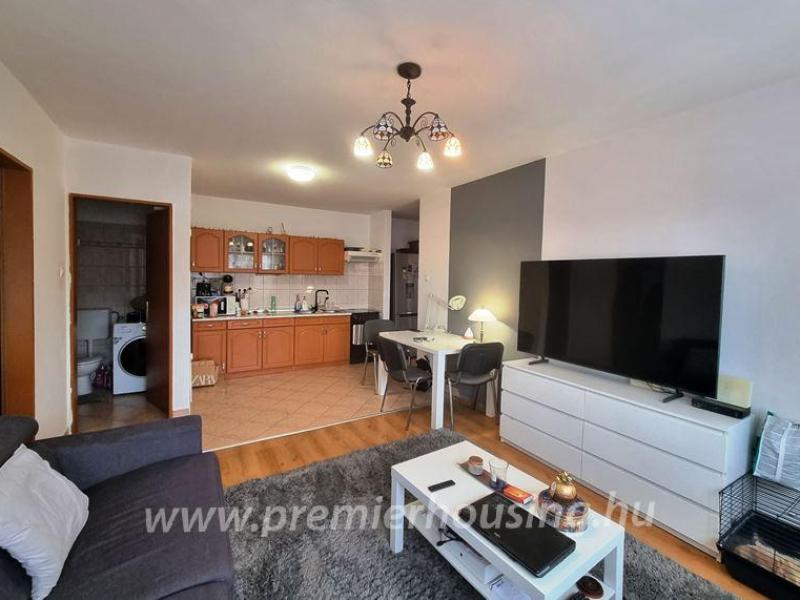 PH2212 - Pécs, Felsővámház utca PH2212 - Pécs, Felsővámház utca